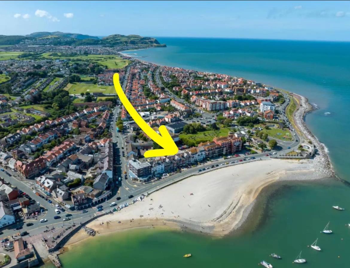Stunning 2 Bedroom Ground Floor Sea View Apartment Rhos-on-Sea Bagian luar foto